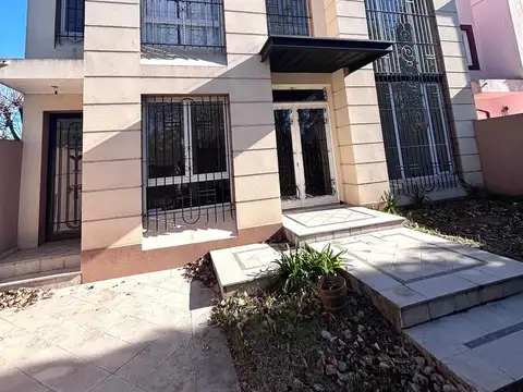 Casa en Los Polvorines