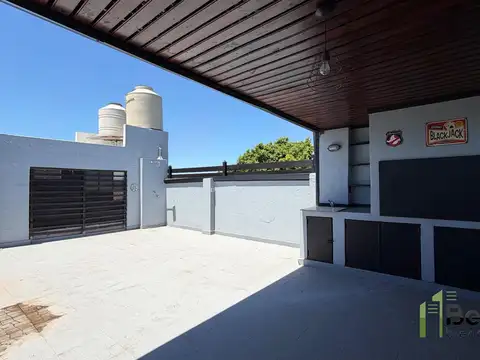 Dpto. en alquiler 3 amb. con terraza, balcón y parrilla