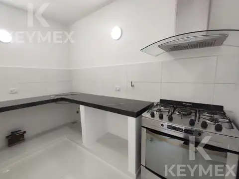 Depto Tipo Casa en Venta con 2 cocheras