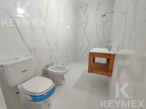 Depto Tipo Casa 4 ambientes con 2 baños