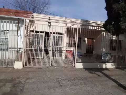 Casa - Venta - Argentina, CLAYPOLE - JOAQUIN V GONZALEZ 2768