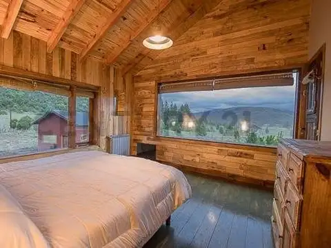 Casa 7 ambientes con 2 baños