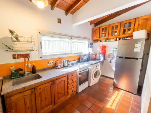 Casa 3 ambientes con 2 baños
