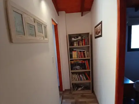 Depto Tipo Casa 4 ambientes con 2 baños