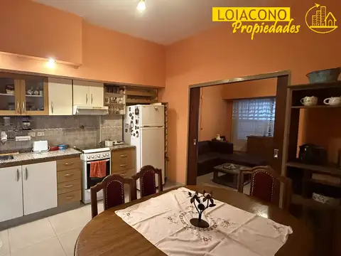 Casa multifamiliar 8amb c/local en venta - Av. Roca 6500 - Loiacono Propiedades