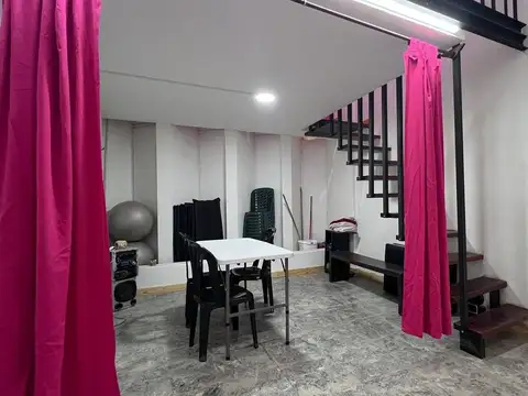 Local en Alquiler en Centro, $ 350.000