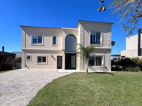 Casa a la venta en Vistas puertos del lago