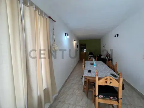 Calle 472 entre 8 y 9 , Piso 0