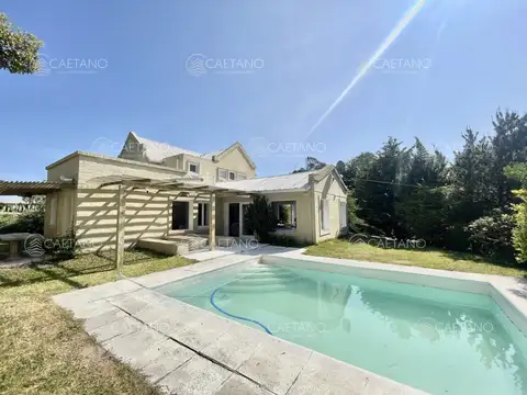 Casa en Venta en La Barra, USD 650.000