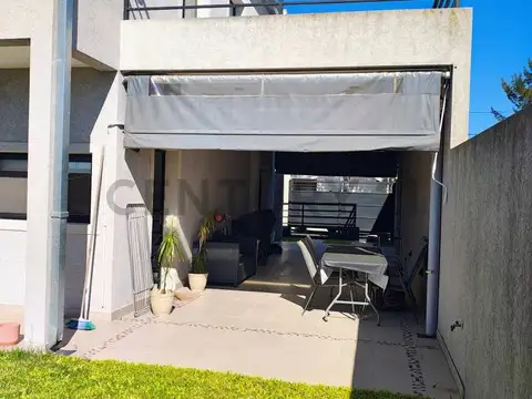Casa en Venta en Lisandro Olmos Etcheverry, USD 145.000