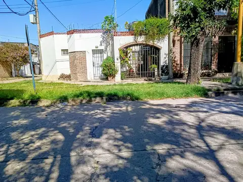 HERMOSA CASA EN BARRIO ROMA