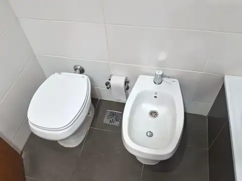 Nicolás Repetto 300