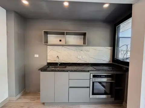 Estomba 3200, Piso 2