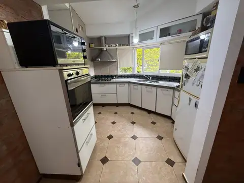 HERMOSA CASA EN COUNTRY EL PINAR