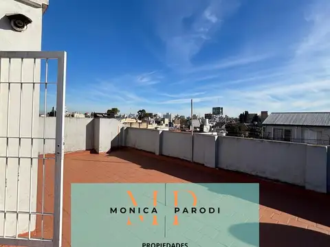 Propiedad en venta con galpón y departamento – Ciudadela