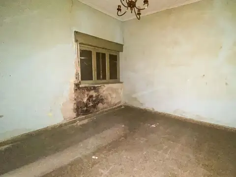 Casa en Venta en Adrogue, USD 75.000