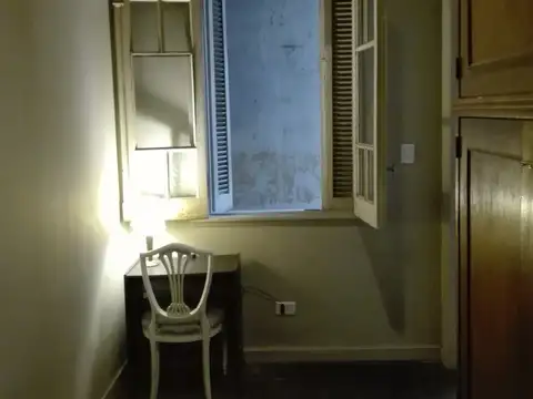 OPORTUNIDAD ALMAGRO  CASONA 300m2. $1.300.000 A mejorar. Se dan dos meses de gracia!