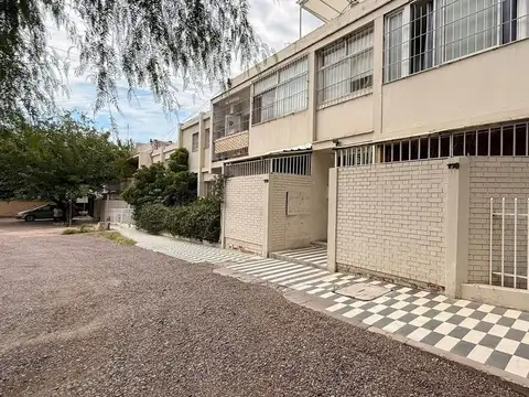 venta departamento 3 dormitorios lavandería  patio