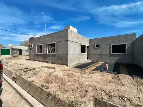 VENTA CASA EN POZO EN CARRODILLA MENDOZA