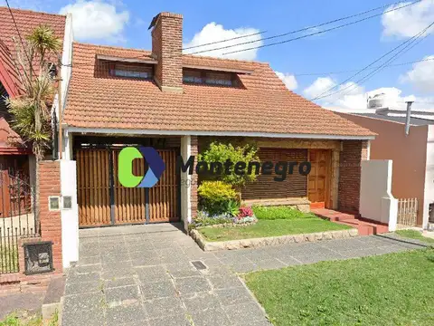Casa - Venta - Argentina, Berazategui - Calle 19 4226
