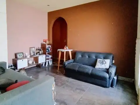 Casa en Venta en San Antonio de Padua, USD 130.000