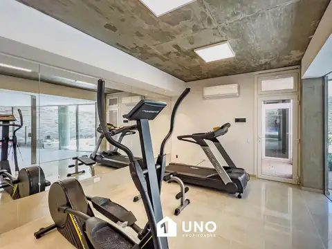 Oficina en Venta con 1 cochera