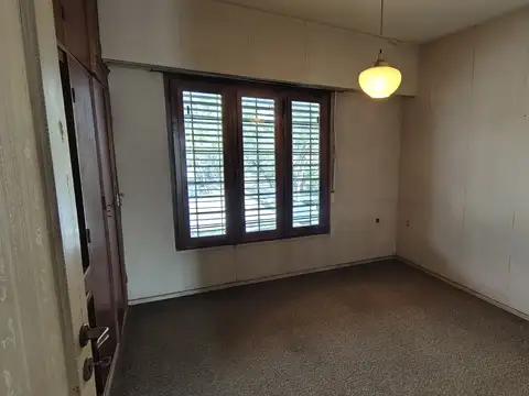 Oficina en Venta con 4 cocheras