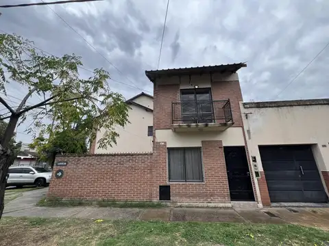 PH en Sarandi Suipacha 600 3 Ambientes