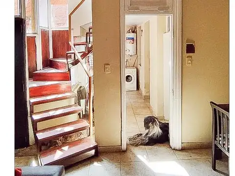 Depto Tipo Casa 3 ambientes con 2 baños