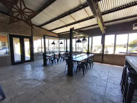 VENTA CASA QUINTA 8AMB + PILETA + QUINCHO - VILLA ASTOLFI - PILAR