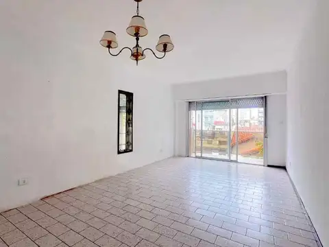 VENTA DEPARTAMENTO 2 AMBIENTES AL FRENTE
