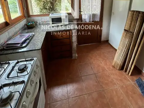 Casa 3 ambientes con 1 baño
