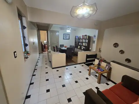 PH 5 AMBIENTES, CON TERRAZA SIN EXPENSAS ENTRADA INDEPENDIENTE