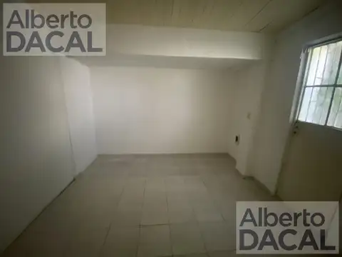 Casa / Terreno en Venta en 473bis/15a y 17 City Bell - Alberto Dacal Propiedades