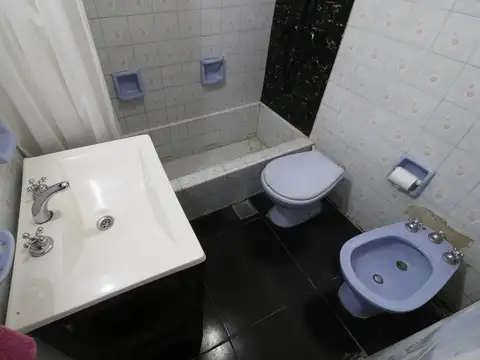 Depto Tipo Casa en Venta de 4 ambientes