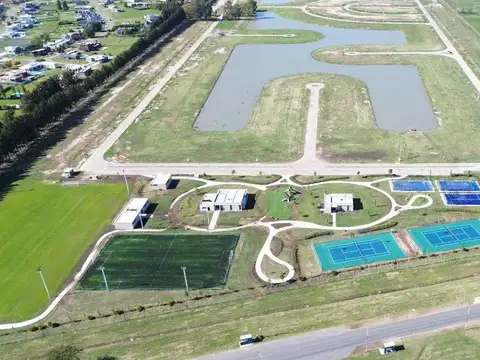 Terreno en Venta de 833,0 m2