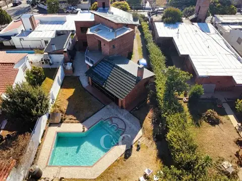 Casa en Venta en Miguel Muñoz, USD 330.000