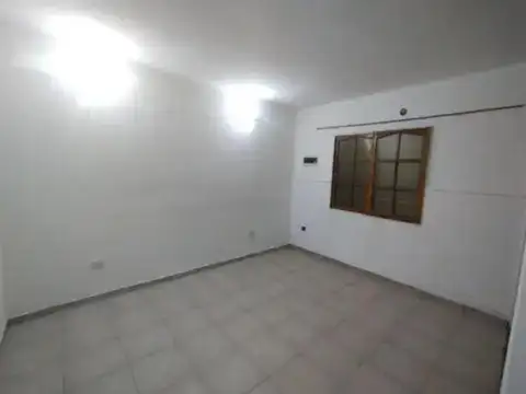 Alquiler PH 3 ambientes con 2 patios