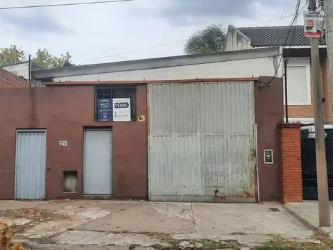 Terreno - El Palomar - GALPON - PERMUTA- CASEROS- VESTUARIOS-FOSA