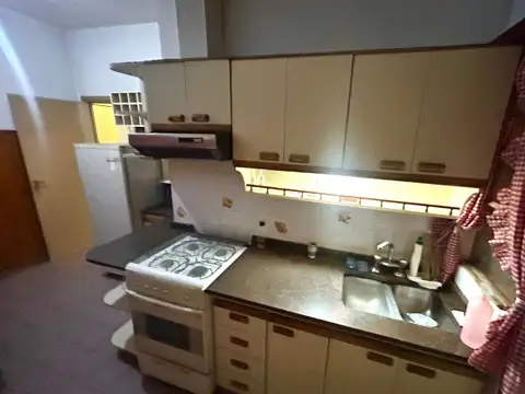 VENTA CASA 3 AMBIENTES VILLA MADERO GARAGE PARQUE