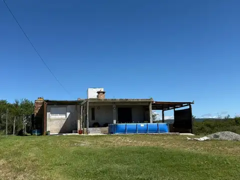 VENTA CASA 3 DORMITORIOS EN EL CODADO COSQUIN