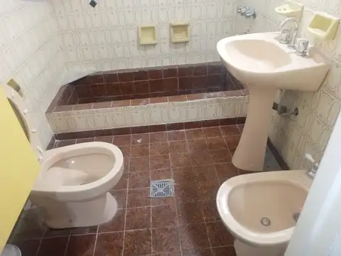 Depto Tipo Casa en Alquiler en Isla Maciel, $ 650.000