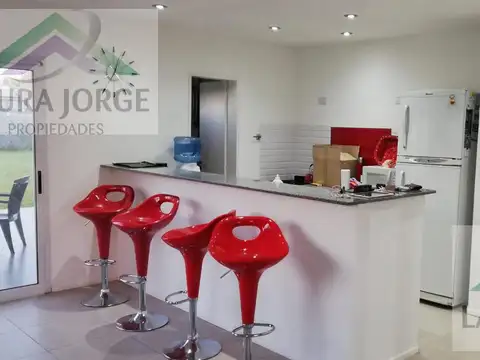 Casa en Venta en Pilar, USD 180.000