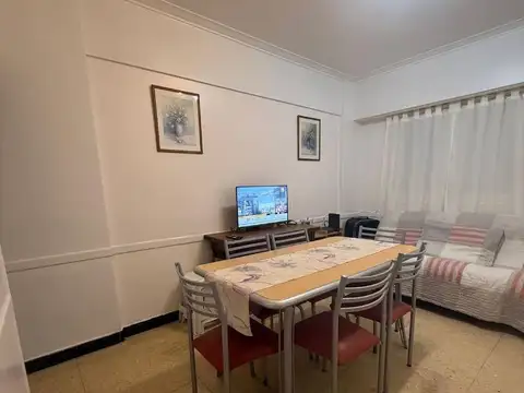 Av Colón 2000