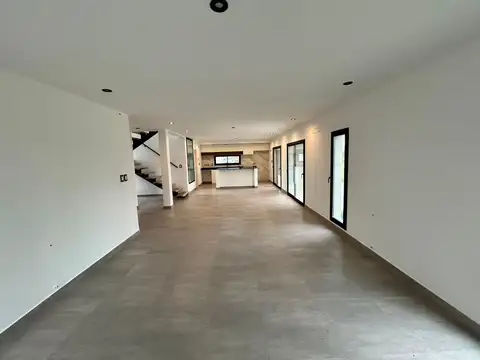 VENTA CASA HARAS DEL SUR 3 A ESTRENAR C/ PILETA