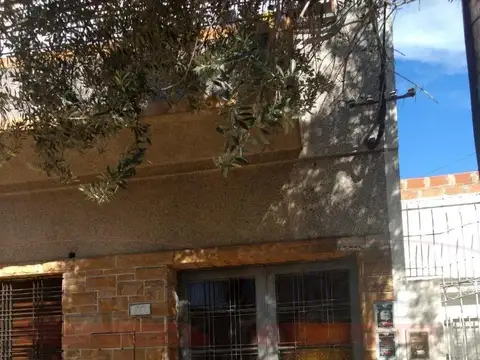 GALPÓN EN EXCELENTE ESTADO DE 95 M² EN VILLA MADERO