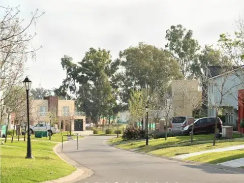 Terreno en Venta en Pilar Del Este, USD 70.500