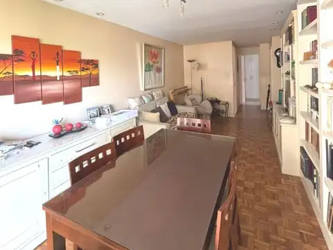 VENTA DEPARTAMENTO ESQUINA 4 AMBIENTES CON 2 BALCONES LUZ Y SOL