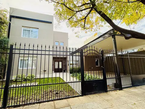 VENTA CASA 4 DORMITORIOS EN B° GAMMA - NEUQUEN