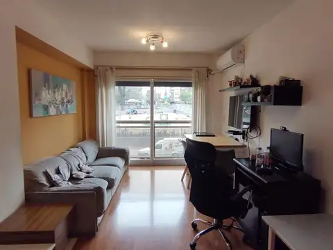 Departamento 3 ambientes-Patio-Cochera-Recoleta